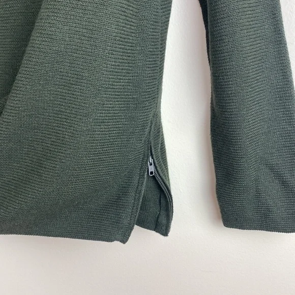 J.Jill Woman’s Large Sweater Olive Green Zipper Side Detail Boatneck - Picture 6 of 8